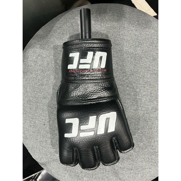 Jose CuervoâTequila Promotional UFC Display Octagon And Fight Glove - Picture 10 of 16